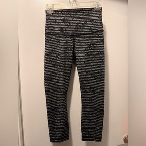 Lululemon leggings. Size 6.